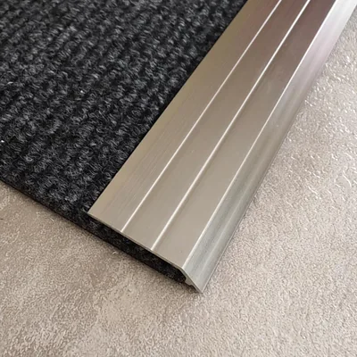 Profil przejściowy aluminiowy 90 × 3 cm, wysokość 3–5 mm, 2 szt. ZZLQIAN